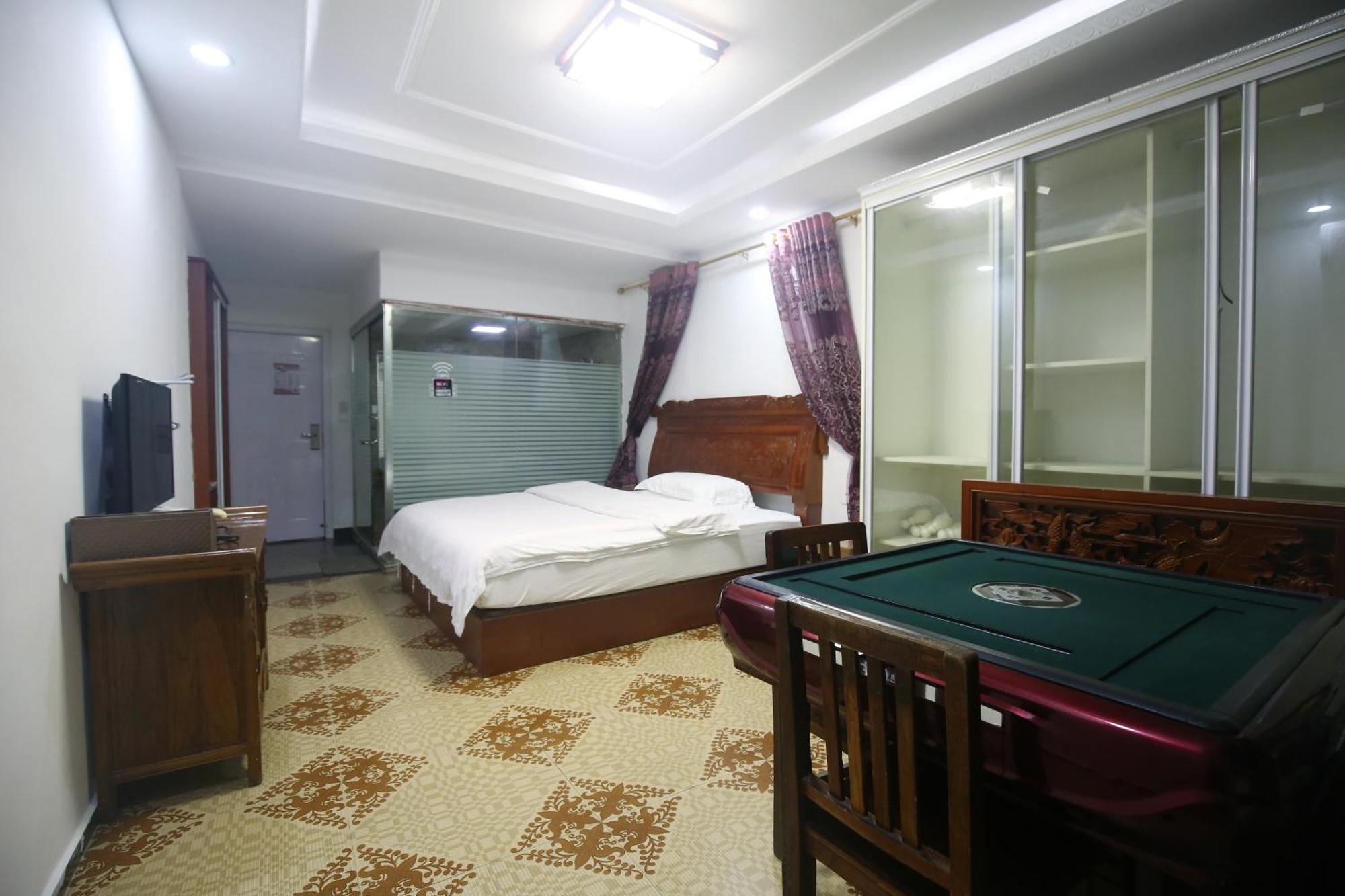 Lqj Riverside Guest House Fenghuang Exterior photo
