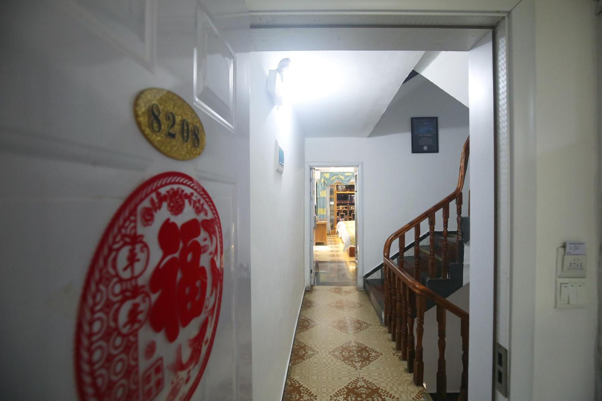 Lqj Riverside Guest House Fenghuang Exterior photo