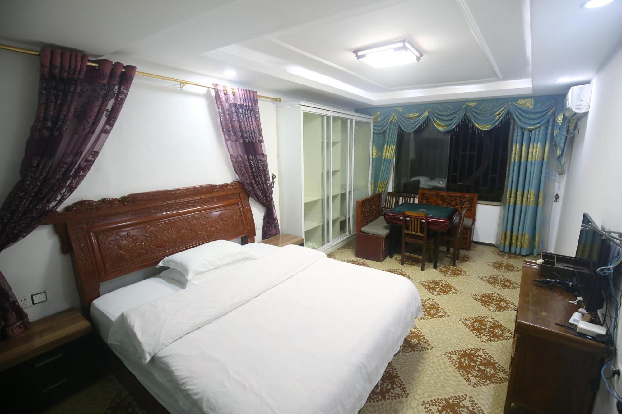 Lqj Riverside Guest House Fenghuang Exterior photo