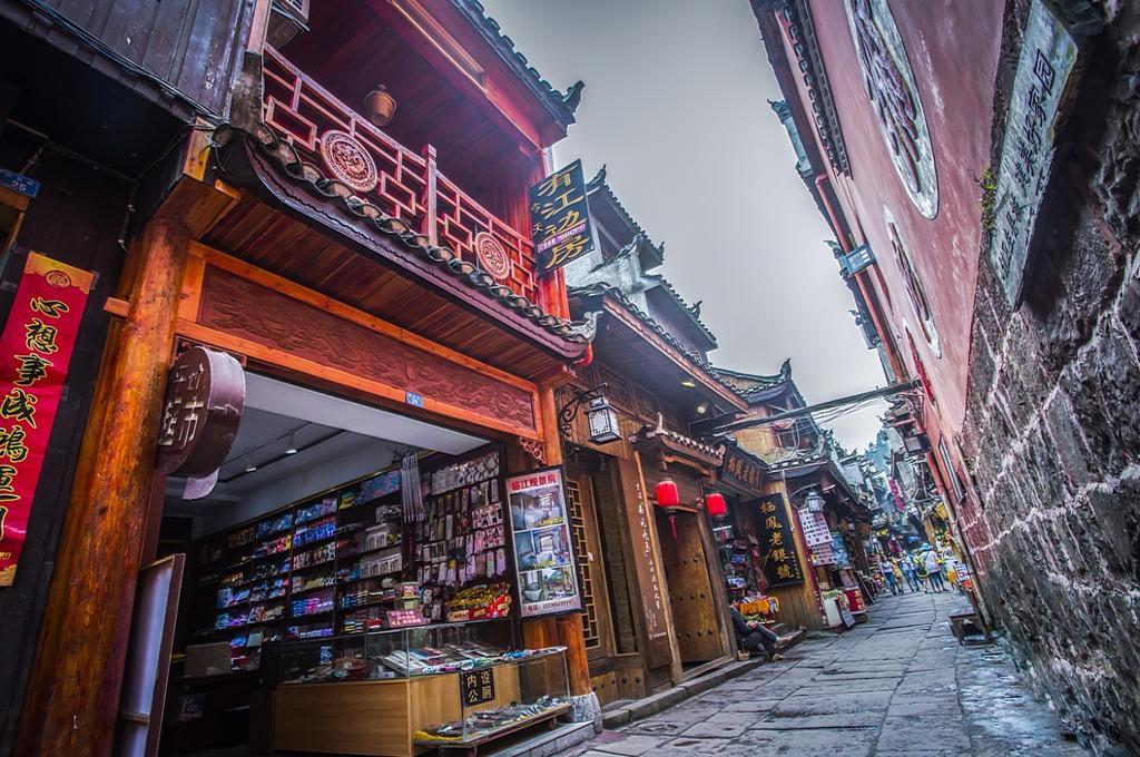 Lqj Riverside Guest House Fenghuang Exterior photo